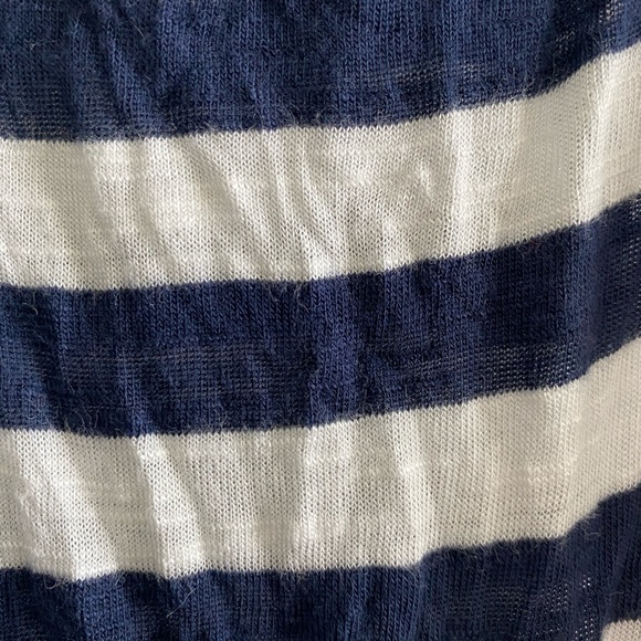 navy and white tank - Picture 2 of 4